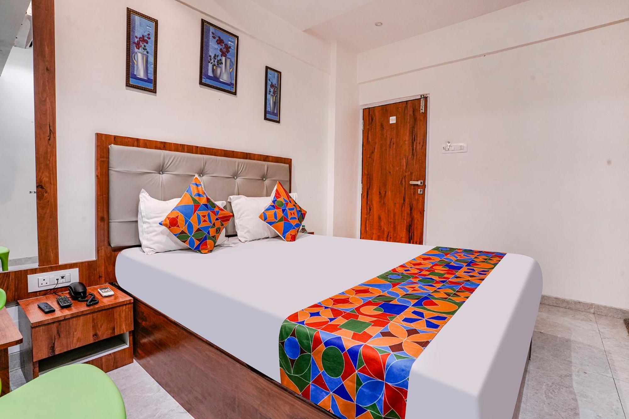 Fabexpress Utsav Residency - Nr Panvel Otel Jāmb Dış mekan fotoğraf