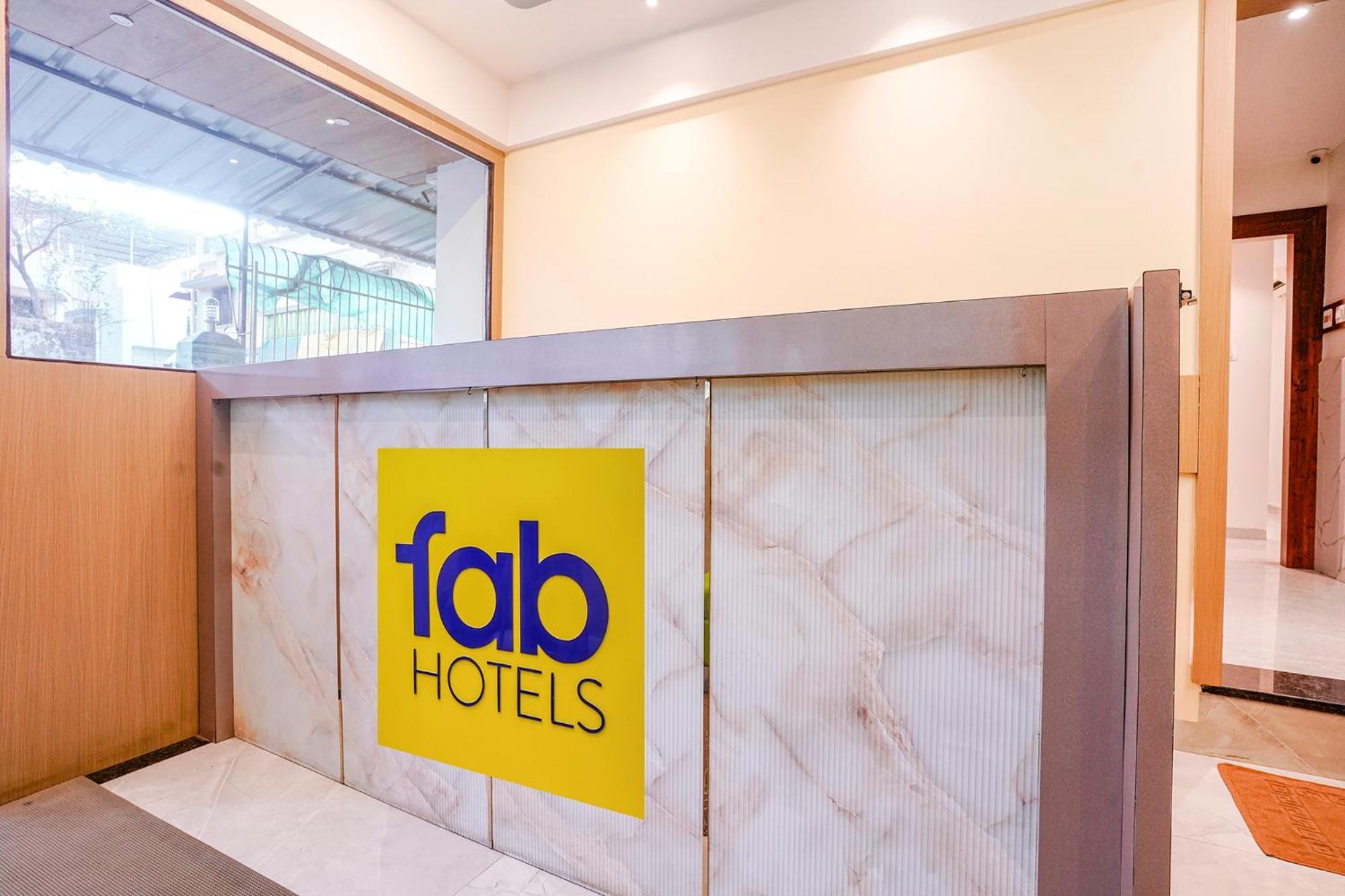 Fabexpress Utsav Residency - Nr Panvel Otel Jāmb Dış mekan fotoğraf